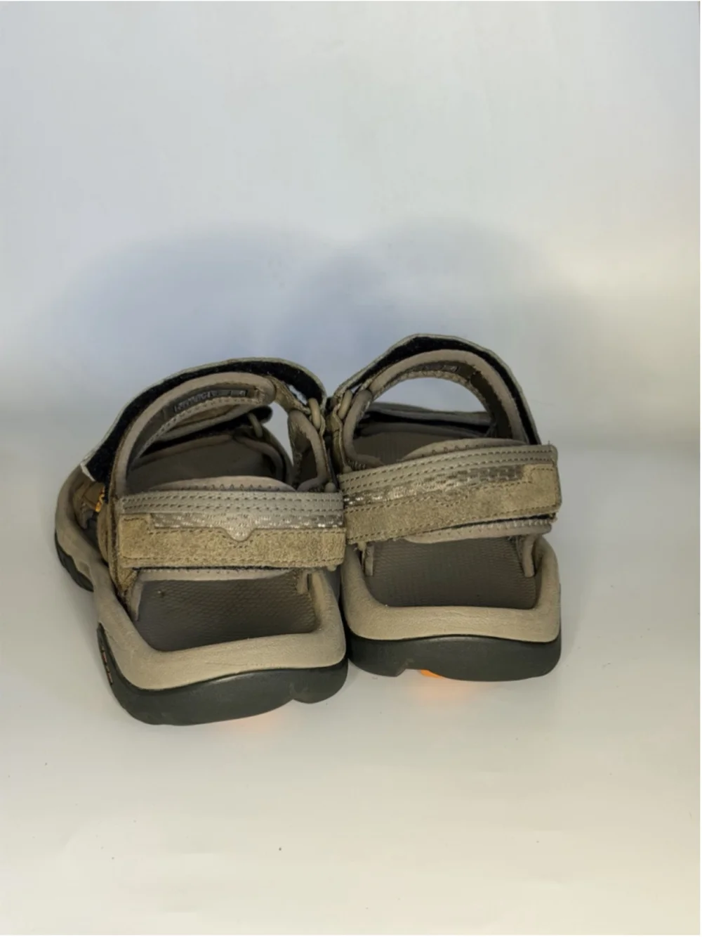 Teva Men's Hudson Bungee Cord Brown Suede Hiking Sandals 1002433 Size 9